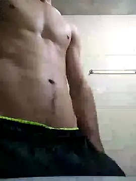 Snapshot of Max_novato chatting on 06.25.26 Max novato online show from 06.25.26