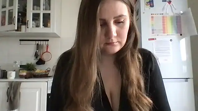 Snapshot of Noviira chatting on 07.07.26 Noviira online show from 07.07.26