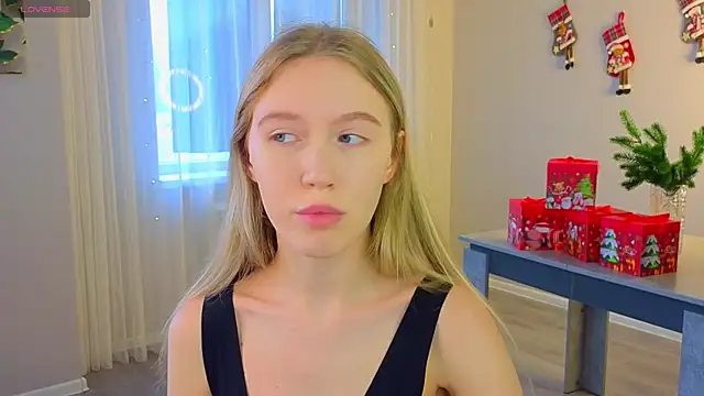 Succubelle online show from 12.19.25