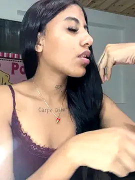 Deysha Garcias online show from 10.31.25