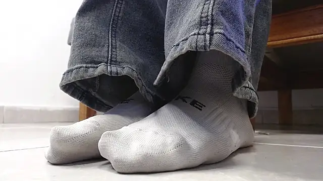 Deysha Garcias online show from 02.19.26