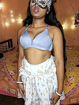 Snapshot of treasure_black chatting on 10.29.25 treasure black online show from 10.29.25