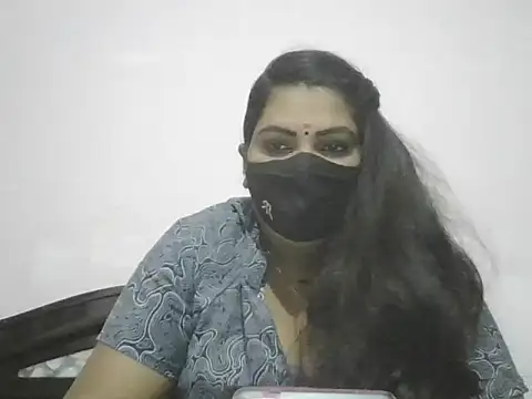 Snapshot of Nisha-telugu chatting on 09.21.25 Nisha-telugu online show from 09.21.25