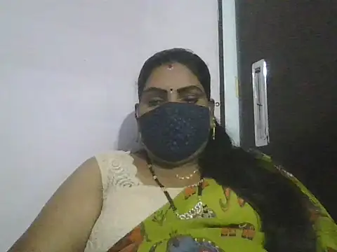 Snapshot of Nisha-telugu chatting on 09.29.25 Nisha-telugu online show from 09.29.25