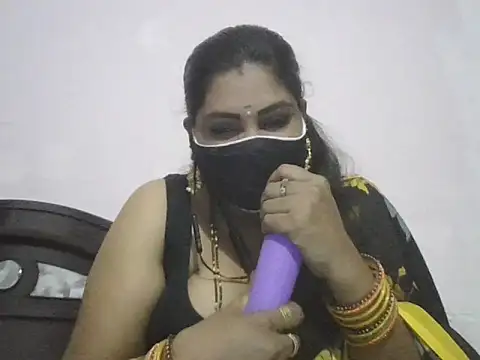 Snapshot of Nisha-telugu chatting on 10.09.25 Nisha-telugu online show from 10.09.25