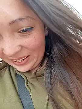 Lunna azul online show from 09.19.25