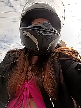 Lunna azul online show from 09.29.25