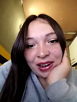 Lunna azul online show from 10.16.25