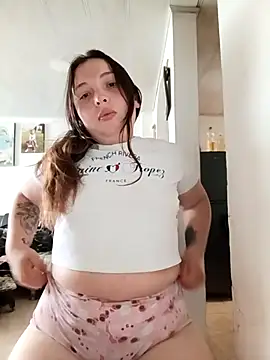 Lunna azul online show from 10.18.25