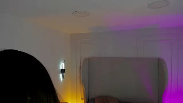 Snapshot of Dream_nena chatting on 10.10.25 Dream nena online show from 10.10.25