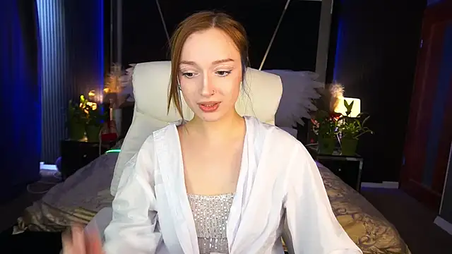 Snapshot of FoxyMayy chatting on 04.29.26 FoxyMayy online show from 04.29.26