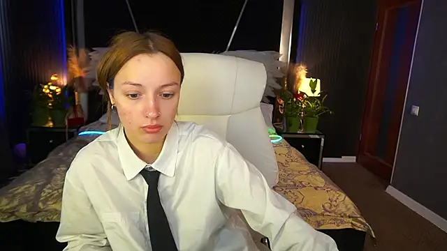 Snapshot of FoxyMayy chatting on 05.02.26 FoxyMayy online show from 05.02.26