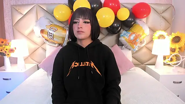 Adara  carter  online show from 09.28.25