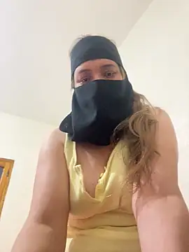 Snapshot of Wild-Nayra chatting on 02.16.26 Wild-Nayra online show from 02.16.26