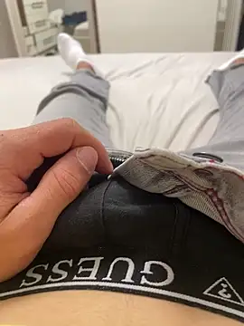 Milike 93 online show from 09.12.25