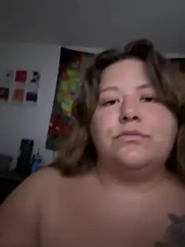 Snapshot of amberlynntun chatting on 09.10.25 amberlynntun online show from 09.10.25