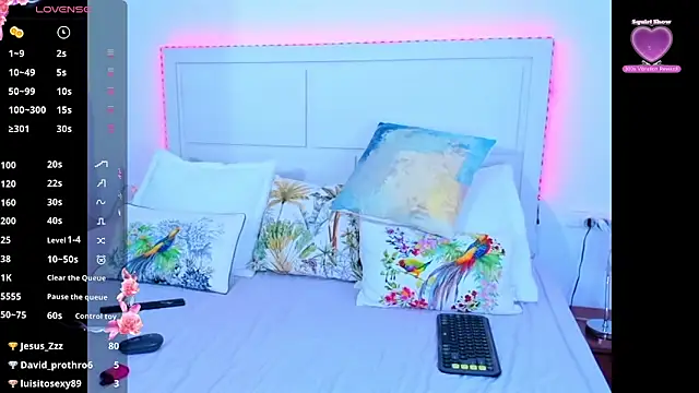 Snapshot of kandirous chatting on 09.19.25 kandirous online show from 09.19.25