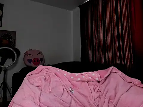 guynextdo0r online show from 09.18.25