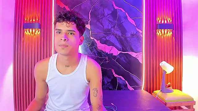 Lucky boys  X online show from 11.06.25