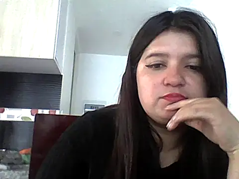 Snapshot of DANIELLADOLCE chatting on 09.30.25 DANIELLADOLCE online show from 09.30.25