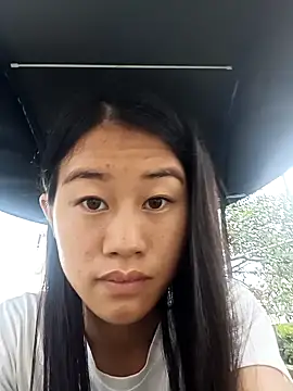 Snapshot of luy-xinh02 chatting on 09.20.25 luy-xinh02 online show from 09.20.25