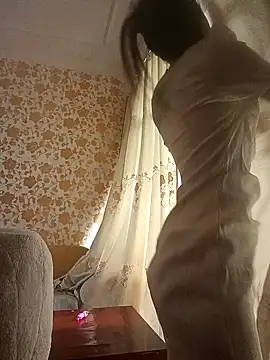 Snapshot of luy-xinh02 chatting on 09.21.25 luy-xinh02 online show from 09.21.25