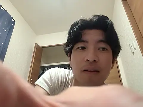 aokunvvv online show from 10.03.25