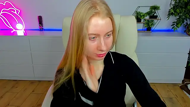 Alina Blonde online show from 02.21.26