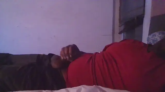 Snapshot of DemontimeLo chatting on 10.22.25 DemontimeLo online show from 10.22.25