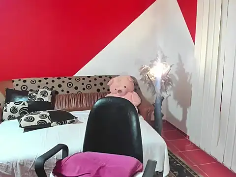 Soffy Skye online show from 11.28.25