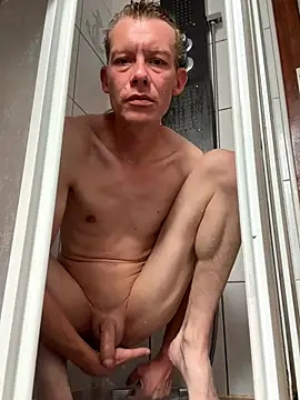 Snapshot of Padde1987 chatting on 09.24.25 Padde1987 online show from 09.24.25