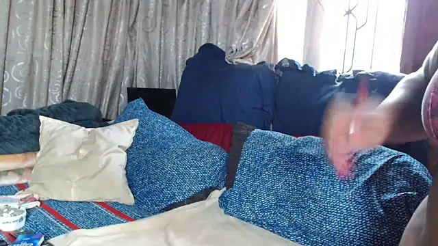 Snapshot of Bustyboobs02xx chatting on 01.14.26 Bustyboobs02xx online show from 01.14.26