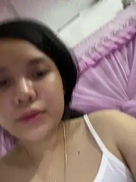 Lauraa-a online show from 09.11.25