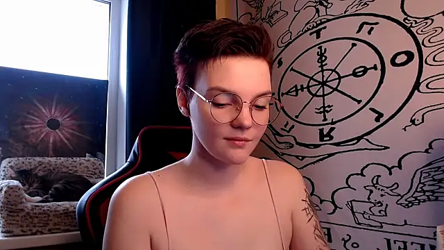 KrisNeal online show from 11.16.25