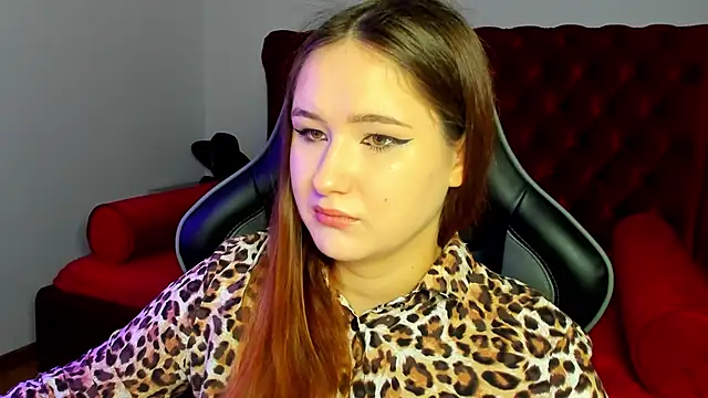 MiraEvansy online show from 10.15.25