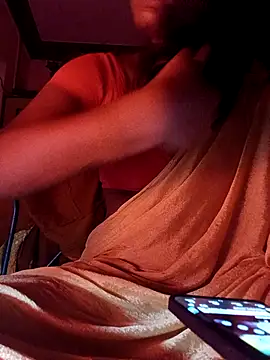 Snapshot of Tamil_Kavitha chatting on 04.20.26 Tamil Kavitha online show from 04.20.26