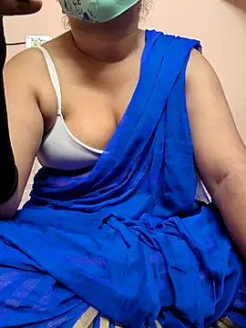Snapshot of preethi-lovely chatting on 10.09.25 preethi-lovely online show from 10.09.25