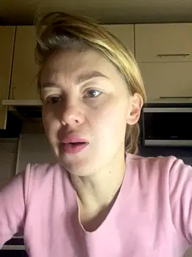 MartaLuna  online show from 11.29.25