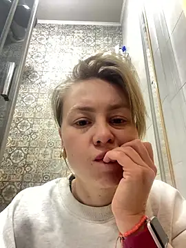 MartaLuna  online show from 01.18.26