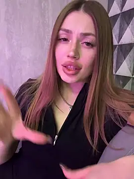 Elizabeth Tay online show from 03.14.26