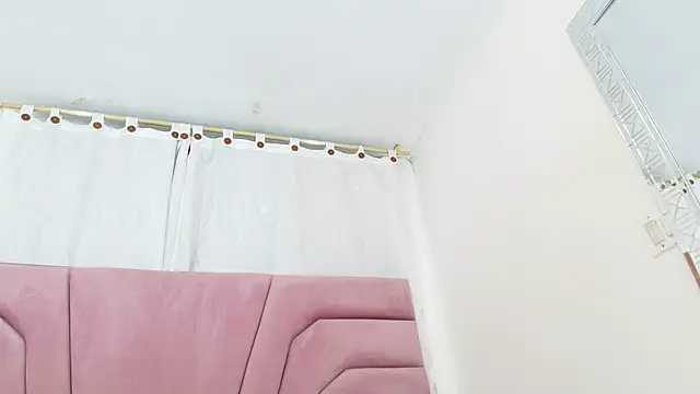 miajhonsonx online show from 03.08.26