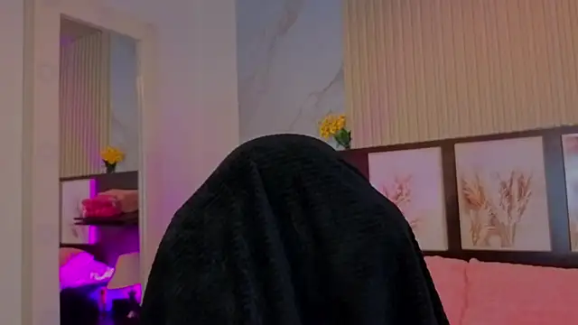 tokyoluu online show from 09.19.25