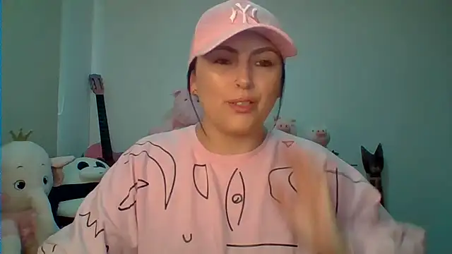 Snapshot of Venusina_07 chatting on 04.24.26 Venusina 07 online show from 04.24.26