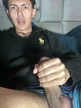 Snapshot of NaytonFreeman chatting on 12.14.25 NaytonFreeman online show from 12.14.25