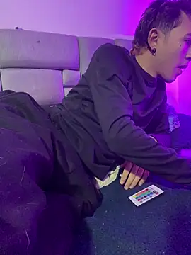 Snapshot of NaytonFreeman chatting on 01.16.26 NaytonFreeman online show from 01.16.26