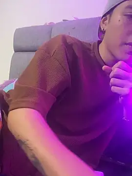 Snapshot of NaytonFreeman chatting on 02.02.26 NaytonFreeman online show from 02.02.26