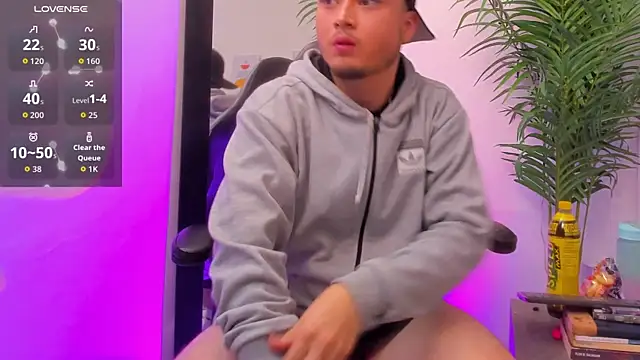 SALVATORE MULLER1 online show from 10.19.25