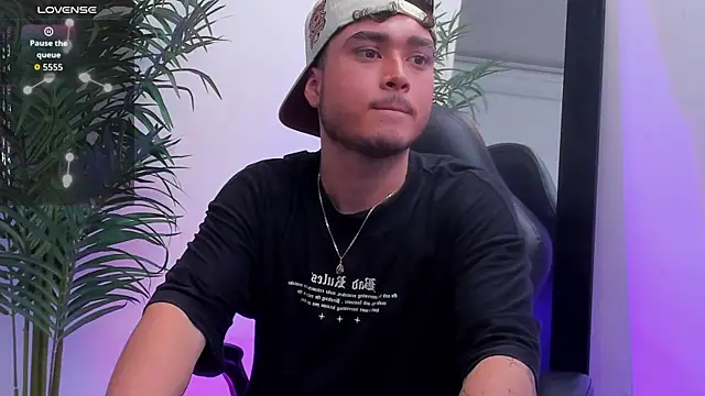 SALVATORE MULLER1 online show from 10.25.25