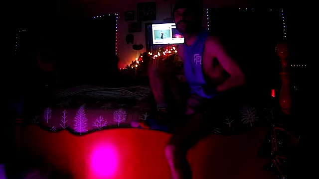 Snapshot of HarmoniousPhantasm3 chatting on 12.16.25 HarmoniousPhantasm3 online show from 12.16.25