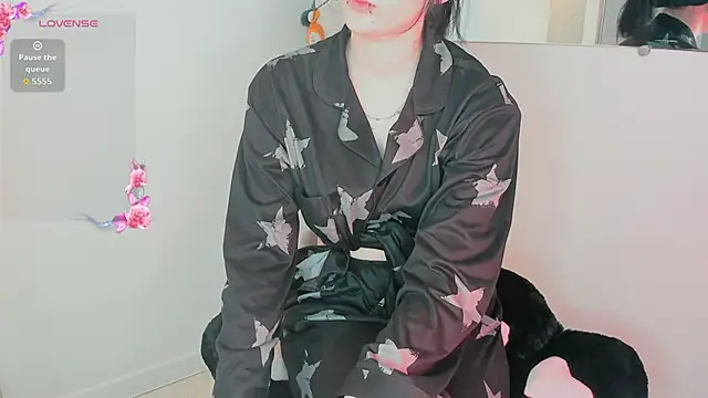 Molllysdays online show from 11.05.25